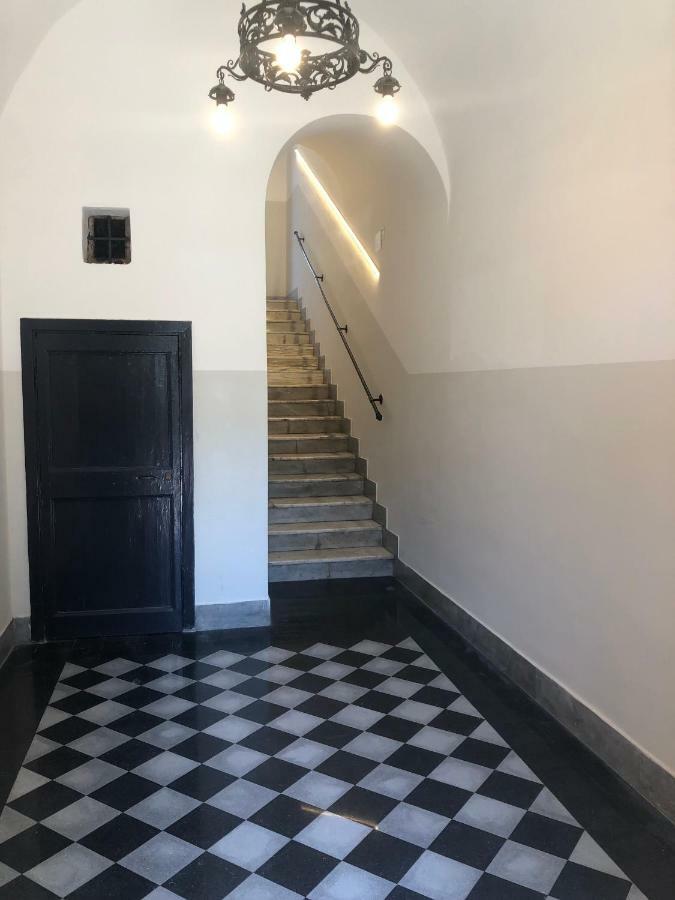 Central House Terracina Exterior foto